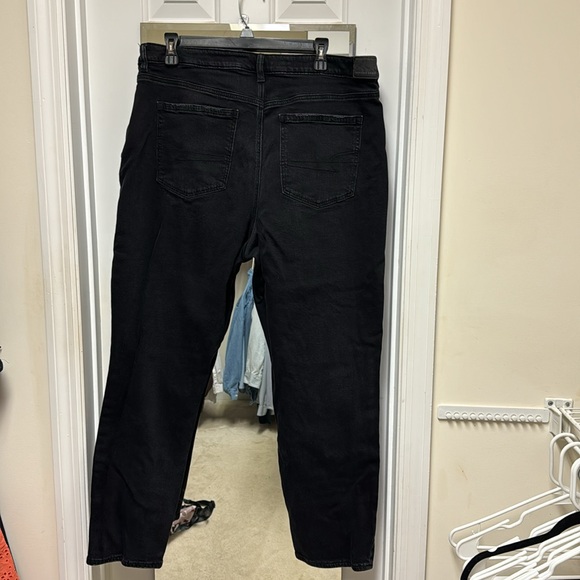 American Eagle Distressed Mom Jean - Picture 3 of 3